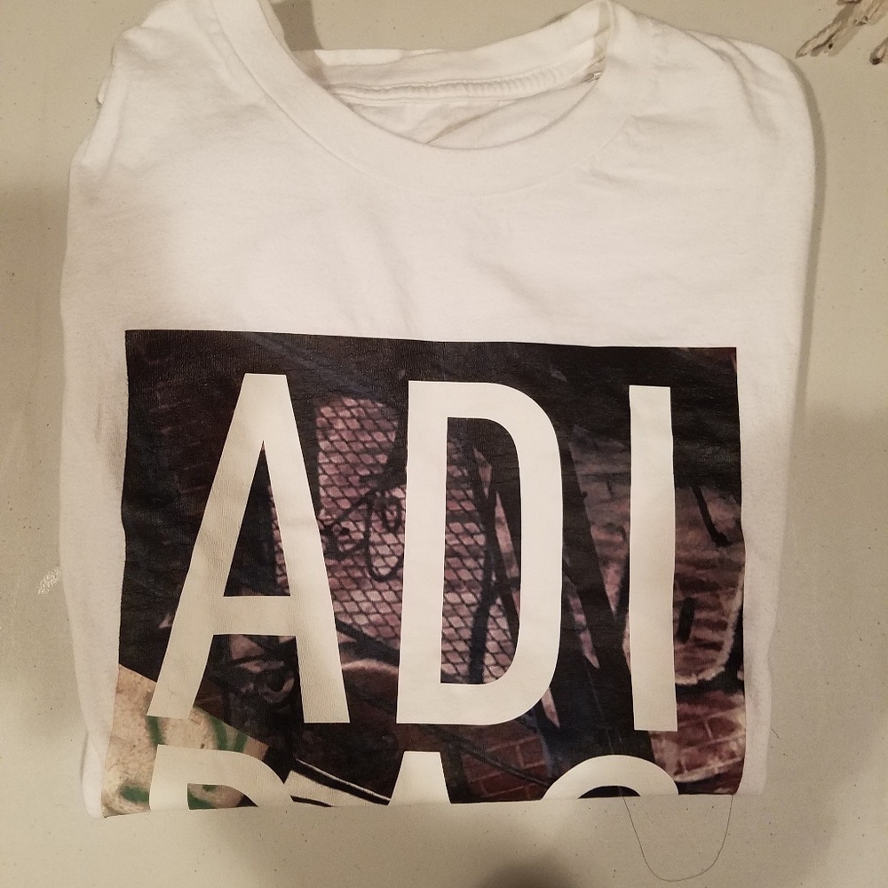 Addias shirt